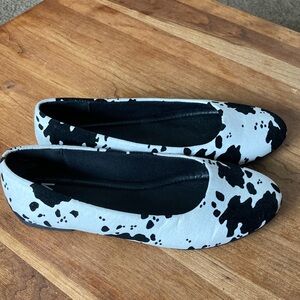 Girls Black and White Flats size 6